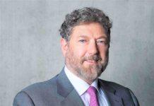 افرام: لتشكيل حكومة تكنوقراط لتفادي التأزّم