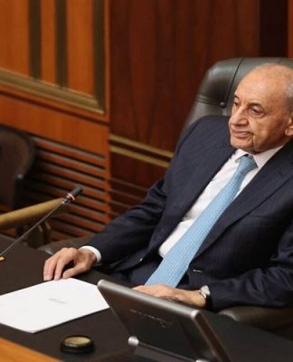 مجموعات اغترابية في كتاب إلى بري.