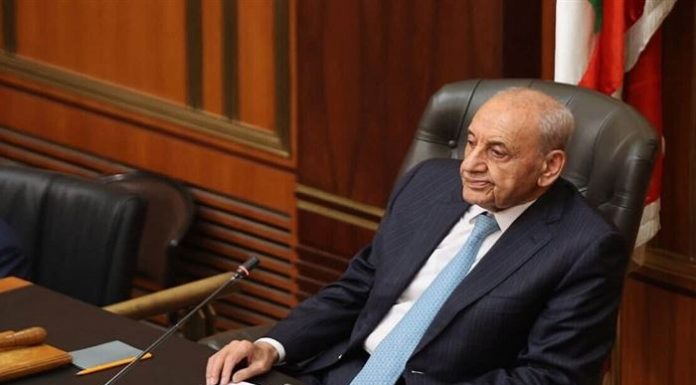 مجموعات اغترابية في كتاب إلى بري.