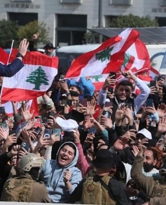 الحريري يُزيّت ماكينات “المستقبل” للعودة الى العمل السياسي