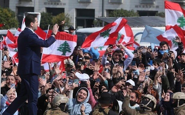 الحريري يُزيّت ماكينات “المستقبل” للعودة الى العمل السياسي