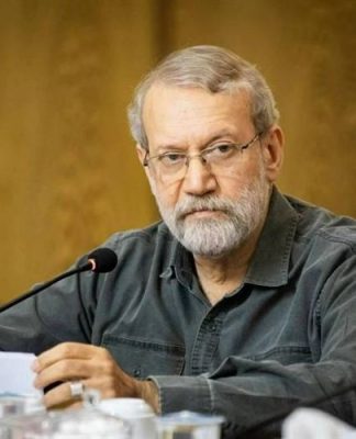 “ترامب وقع في الفخ”.. لاريجاني يتوعّد: سنحرق قلب أميركا وإسرائيل