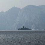 ترامب يمهل إيران 48 ساعة لفتح مضيق هرمز.. وطهران تردّ بتهديد جديد