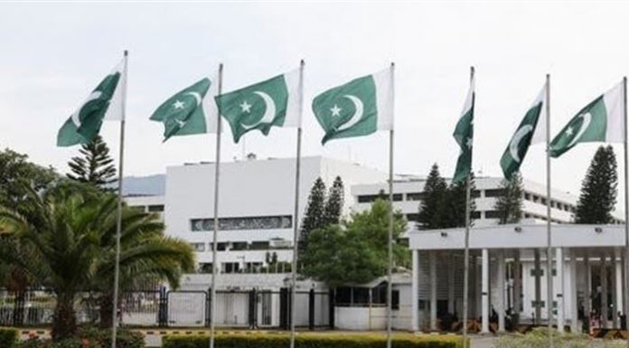 اتفاق قد يستغرق أسابيع.. هل تمدد الهدنة بين طهران وواشنطن؟