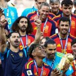 كم حصلت إسبانيا بعد تتويجها بكأس العالم؟