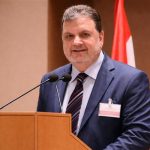 حين لم يعد العالم يعترف إلاّ بالدولة ( انطوان العويط)