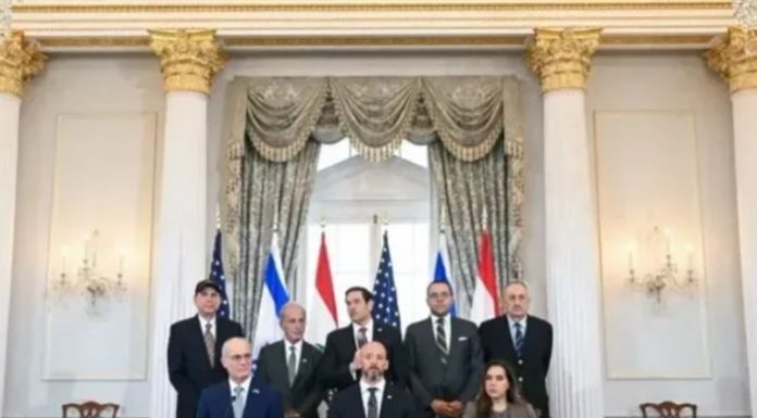 هل وضعت إسرائيل المفاوضات أمام مهلة عسكرية؟
