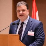 ترامب: رجل المفارقات الحاكم بمنطق الصدمة والصفقة( الكاتب انطوان العويط)